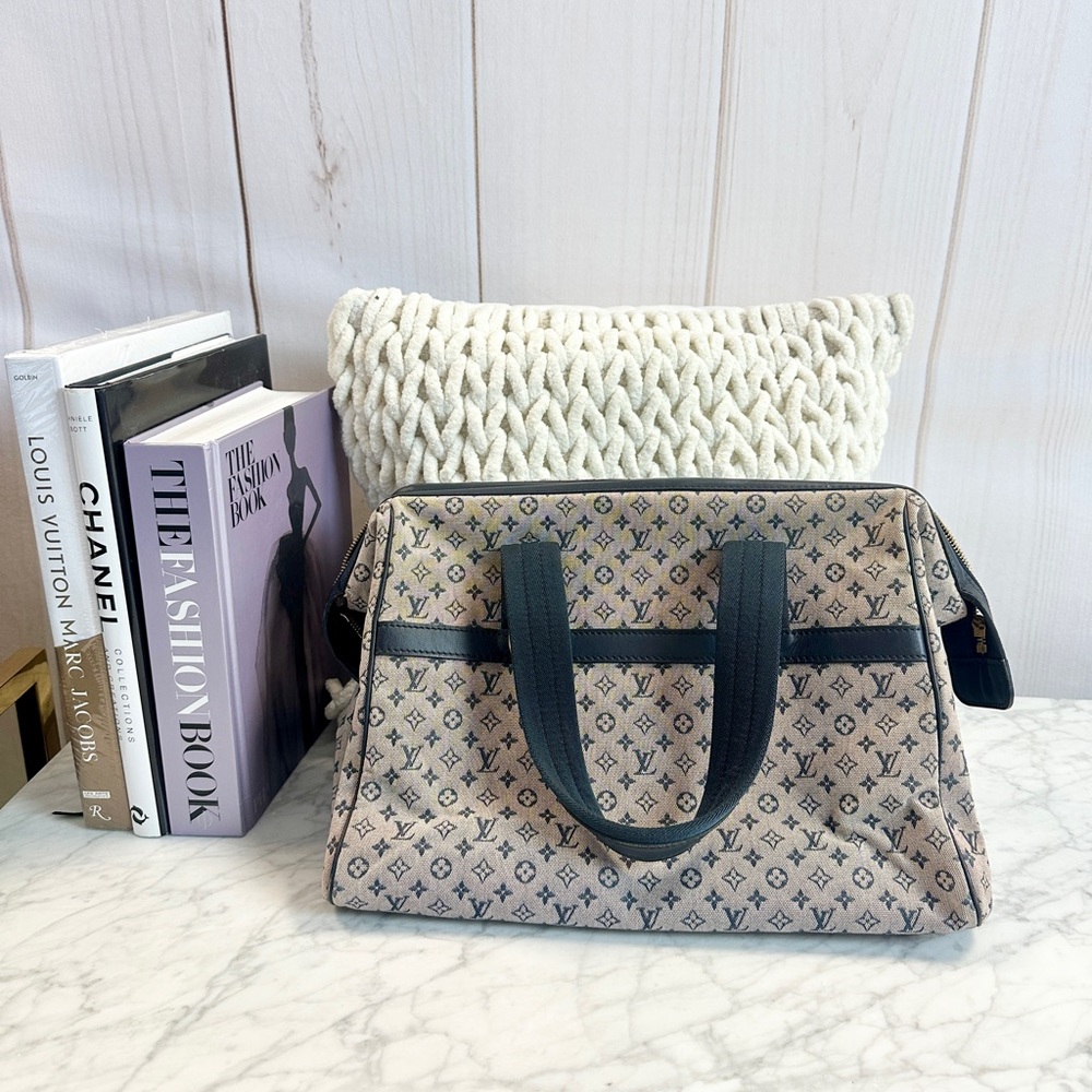 Louis Vuitton Josephine Handbag Lin